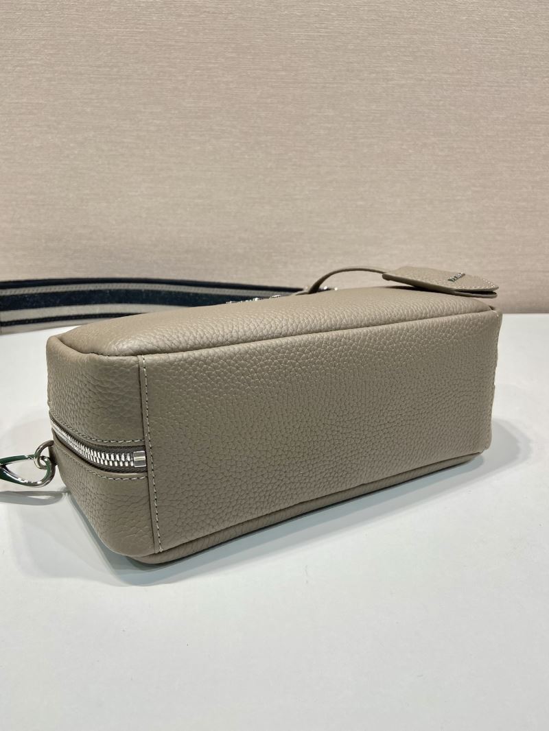 Pra*a top handle bags